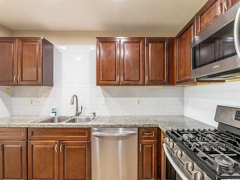 1262 Rock Canyon Dr — Photo 14