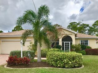 20755 Athenian Ln, North Fort Myers, FL 33917