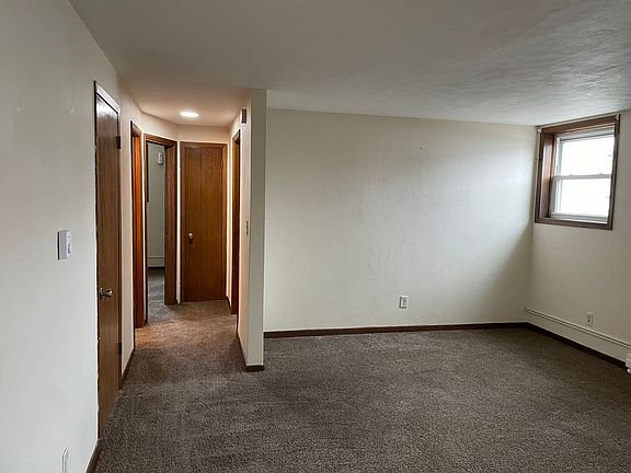 3rd image of 209 E 11th St APT 7