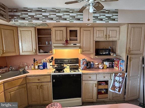 5th image of 2023 S Etting St