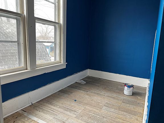 5th image of 308 N Walker St