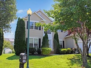 12124 Burning Ridge Ct, Waldorf, MD 20602