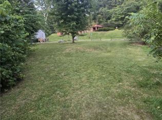 4253 Washington St W, Charleston, WV 25313