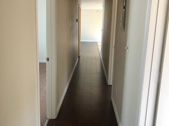 3rd image of 11705 1/2 S Main St