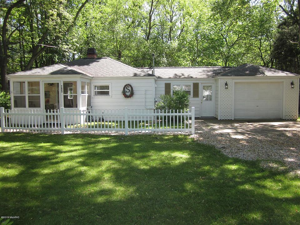 1st image of 7623 Kingston Dr