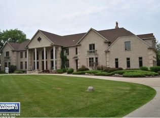 4361 Nicolet Dr, Green Bay, WI 54311