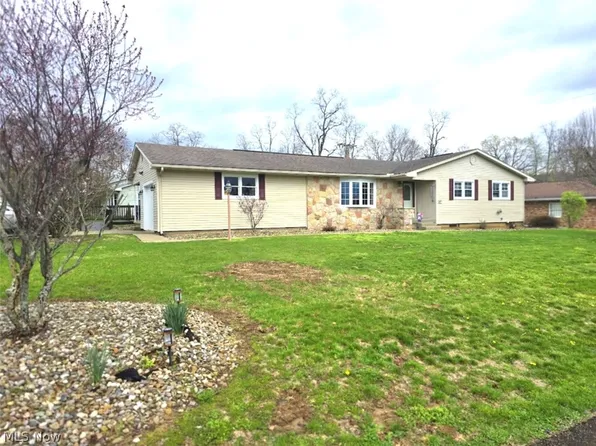 407 Elm St, Warsaw, OH 43844