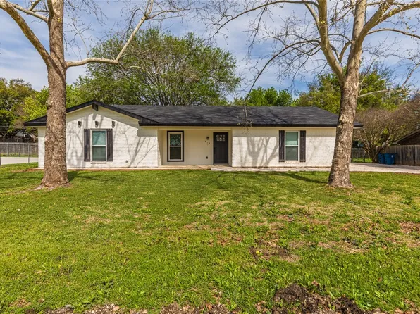 412 E Spring Valley Rd, Hewitt, TX 76643