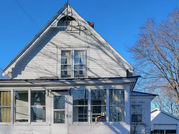 23 Clinton Street, Milo, ME 04463