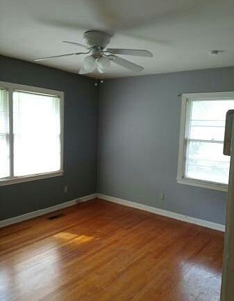 4th image of 419 Tyne Ave