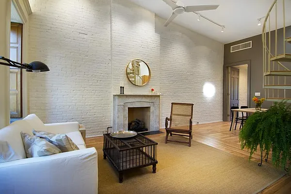 Sold by Brooklyn Bridge | media 17