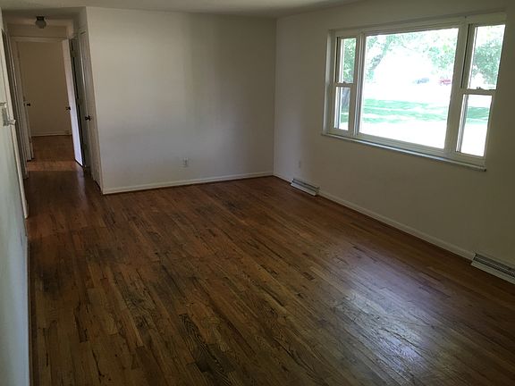 Front room photo #2