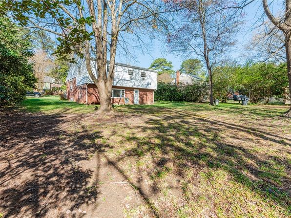 1303 Southam Dr, North Chesterfield, VA 23235
