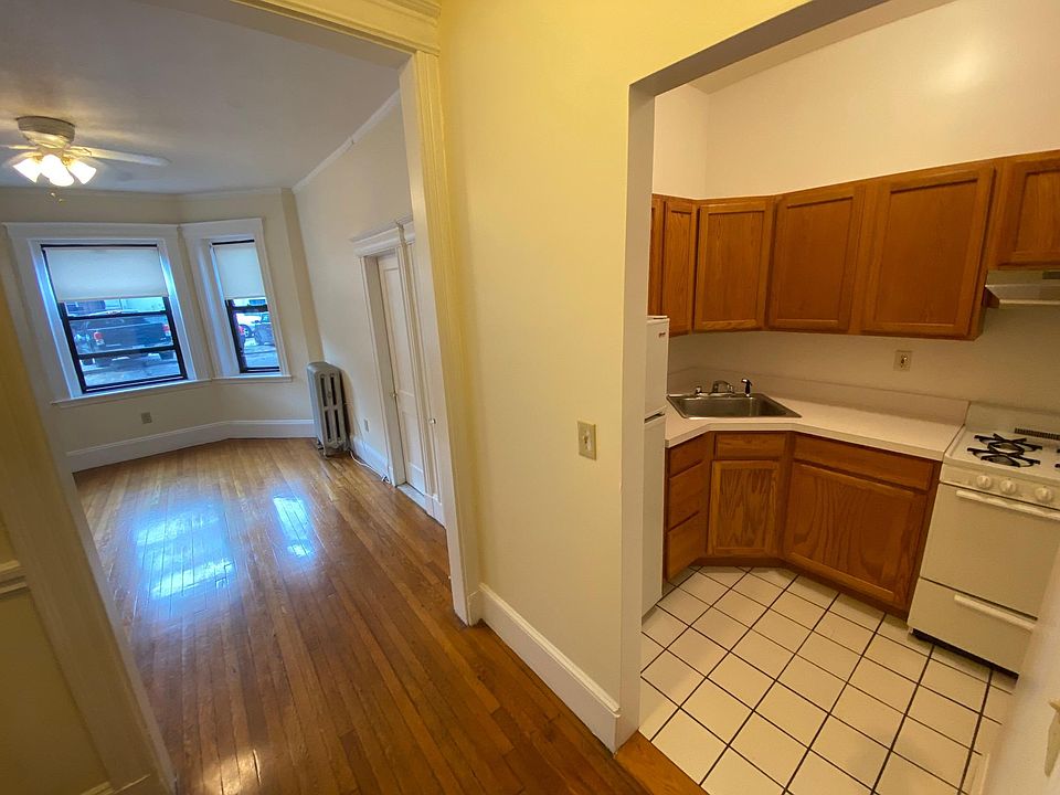 2nd image of 1128 Commonwealth Ave #50