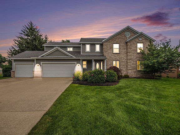 2nd image of 7746 Hidden Lake Dr