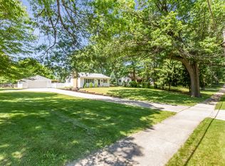 3865 Oak Valley Ave SW, Wyoming, MI 49519