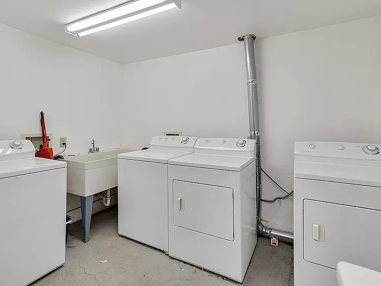 2022 N Palmer St #1 — Photo 16