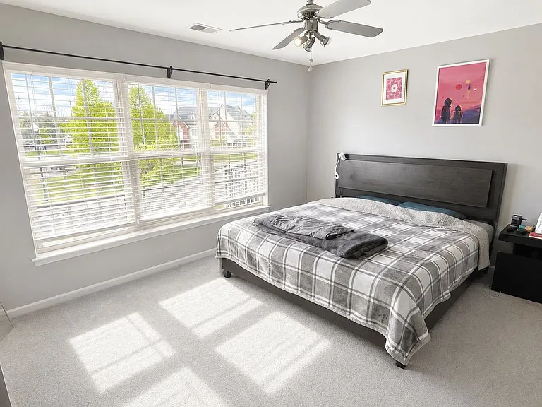 519 Addington Ln — Photo 7