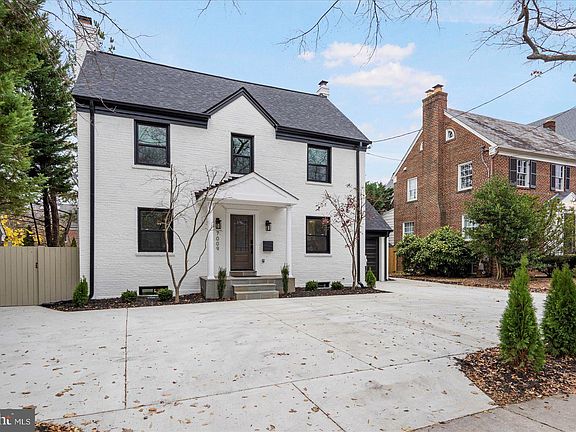 3rd image of 7009 Connecticut Ave