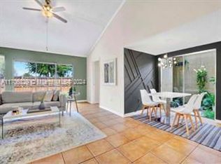 1433 Kittiwake Ct, Homestead, FL 33035