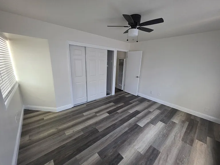 302 Maple Ave #300 — Photo 15