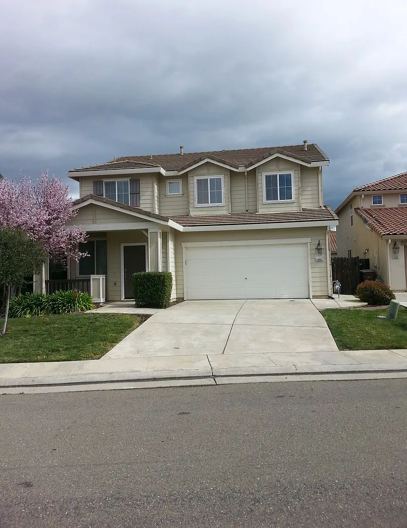 Elk Grove — Photo 1