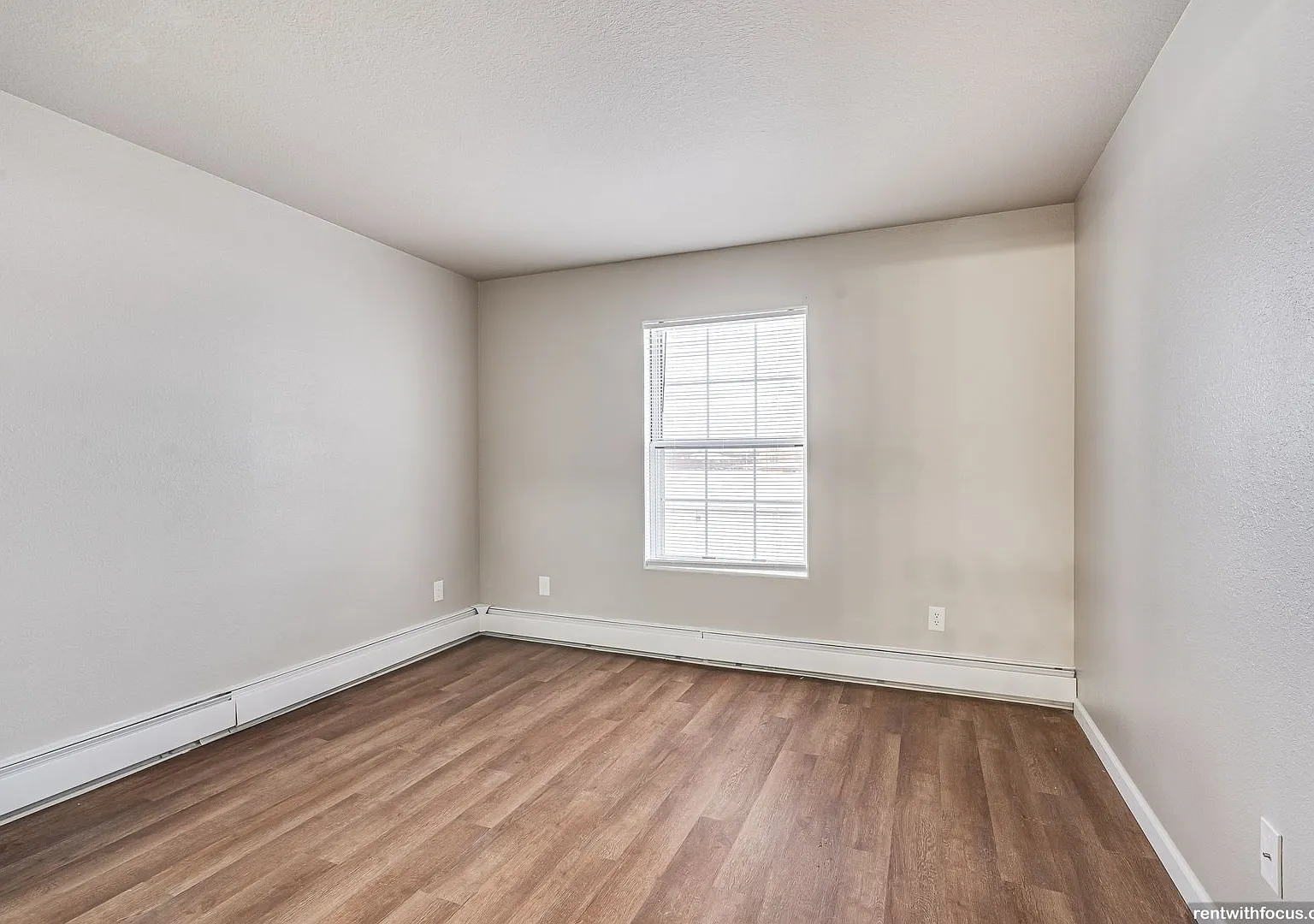 Stonecreek Apartments — Photo 4