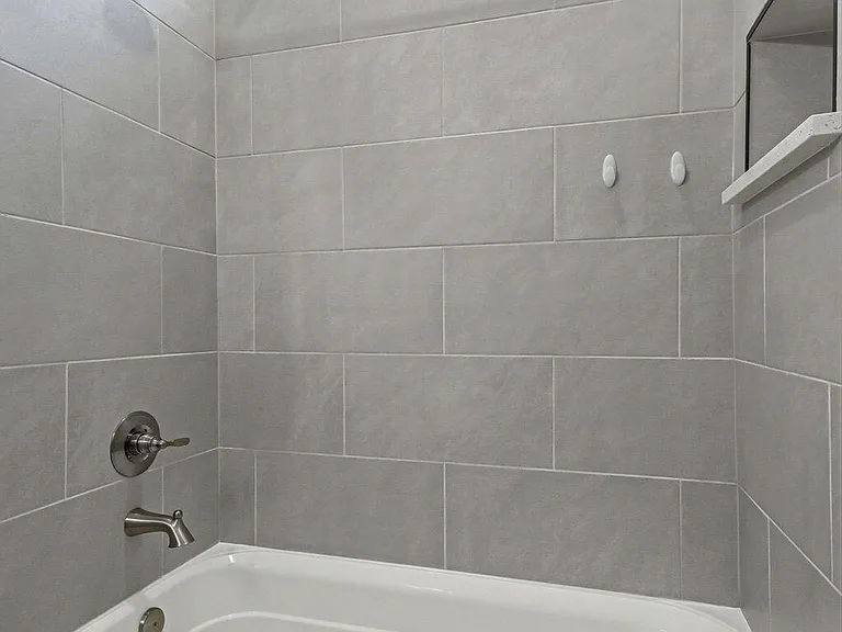329 Hector Porras Dr — Photo 8