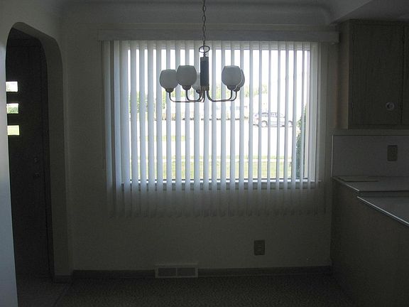 5th image of 2162 Laforest St