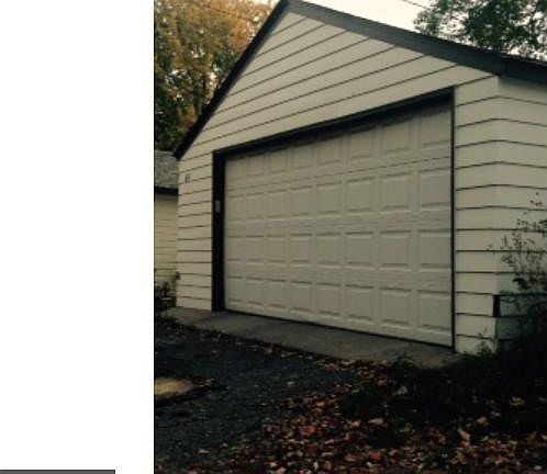 2nd image of 821 26th Ave NE