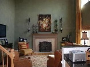 3500 Sandstone Ct, Lake In The Hills, IL 60156