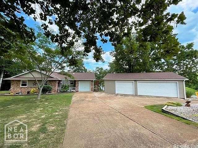 1st image of 1113 Cedar Lake Dr