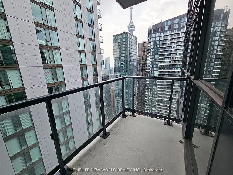 87 Peter St #4012 — Photo 7