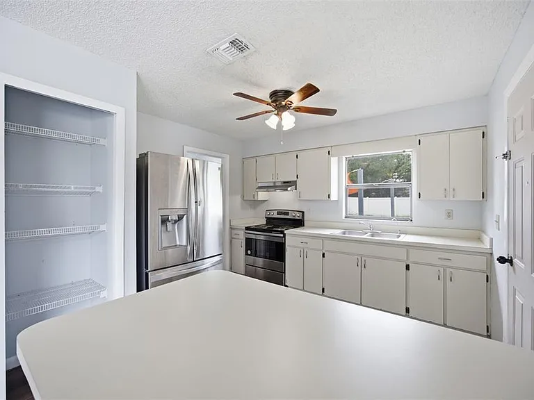 5412 N 48th St — Photo 11