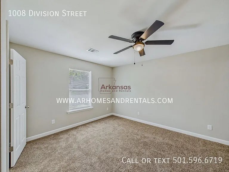 1008 Division St — Photo 12