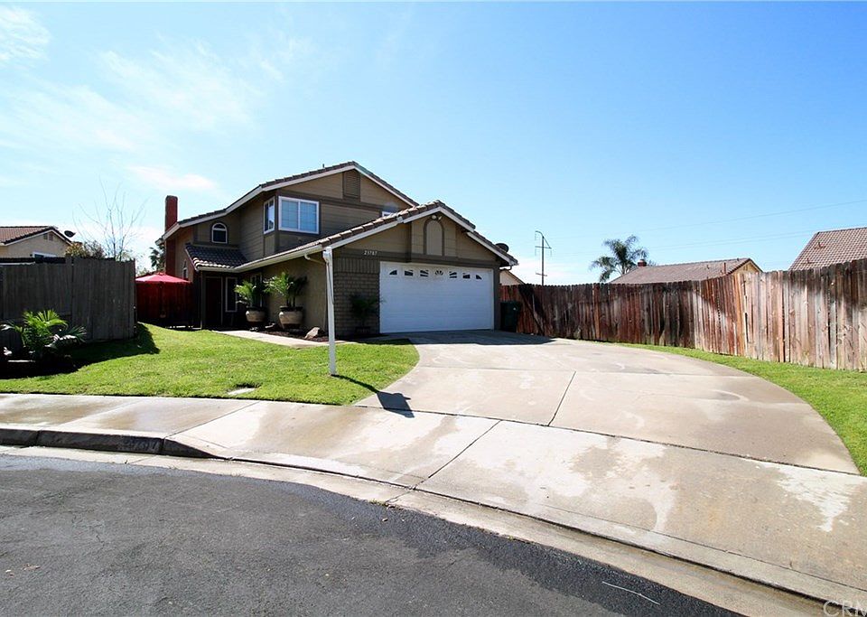 1st image of 23787 Winterglen Cir