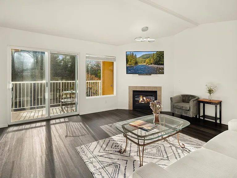 710 240th Way SE #J302 — Photo 3