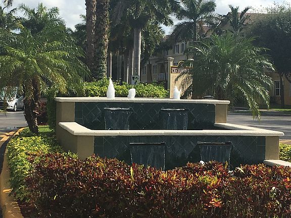 3rd image of 8930 W Flagler St APT 209
