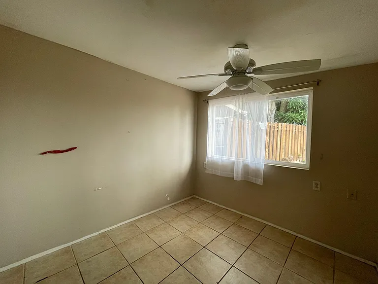 2135 Ihumai Pl — Photo 18