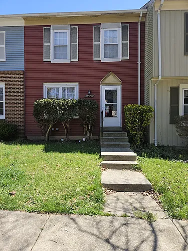 715 Saint Michaels Dr Photo 1