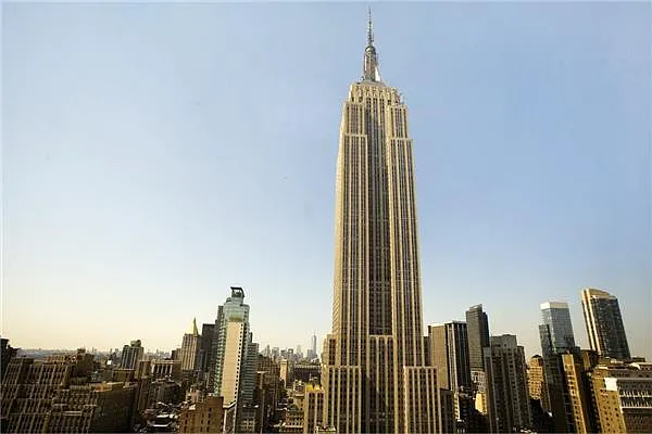 Rented by R New York | media 48