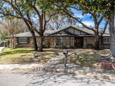 219 Club Brook Cir, Desoto, TX, 75115