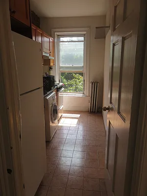 Rented by Space Real Estate | media 8