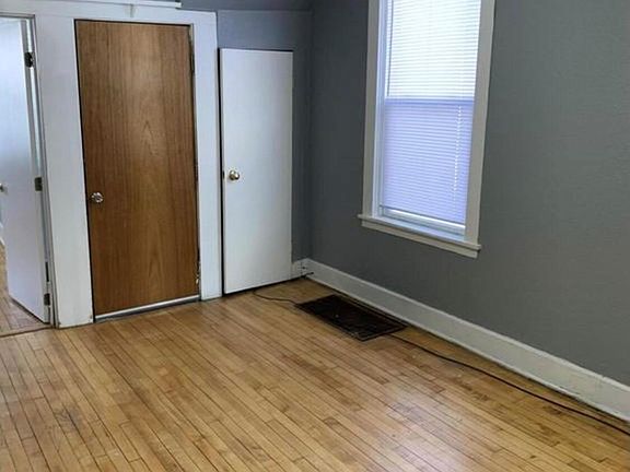 4th image of 707 Court St