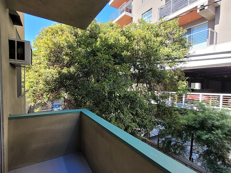 The Alexa Apartments — Photo 16