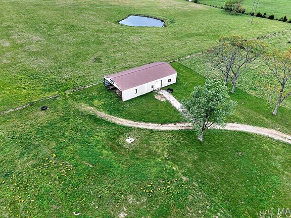 3rd image of 14325 Cascade Rd