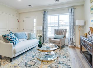 195 Echo Ln, Port Jefferson Station, NY 11776