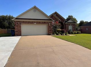 19 Willow Dr, Cabot, AR 72023