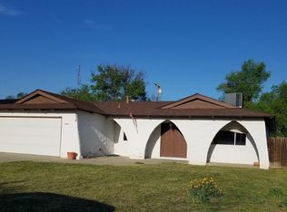 1468 Westside St, Porterville, CA 93257