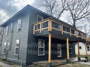 509 NW C St UNIT 1, Grants Pass, OR 97526